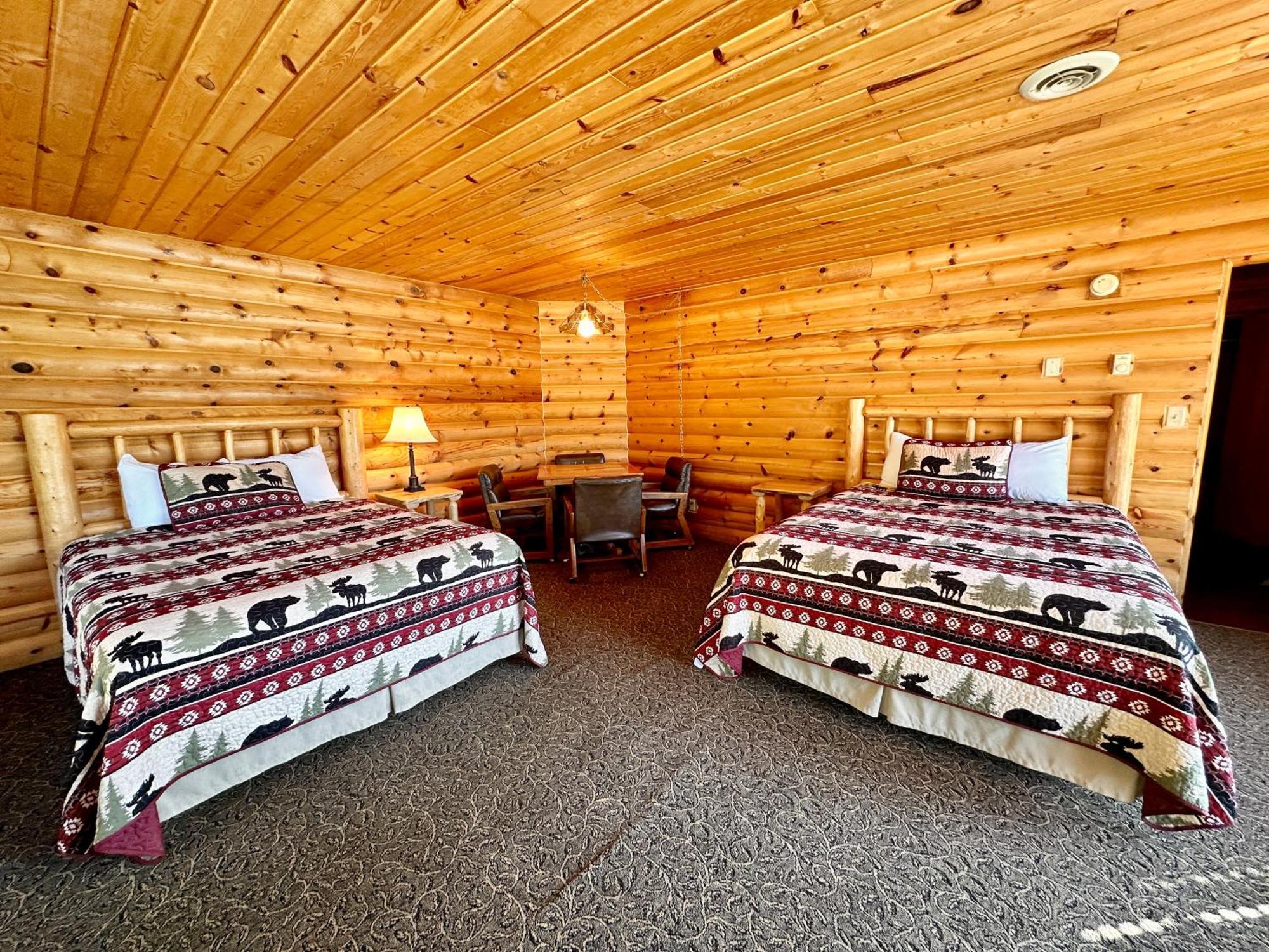 The Lodge At Lolo Hot Springs Екстериор снимка