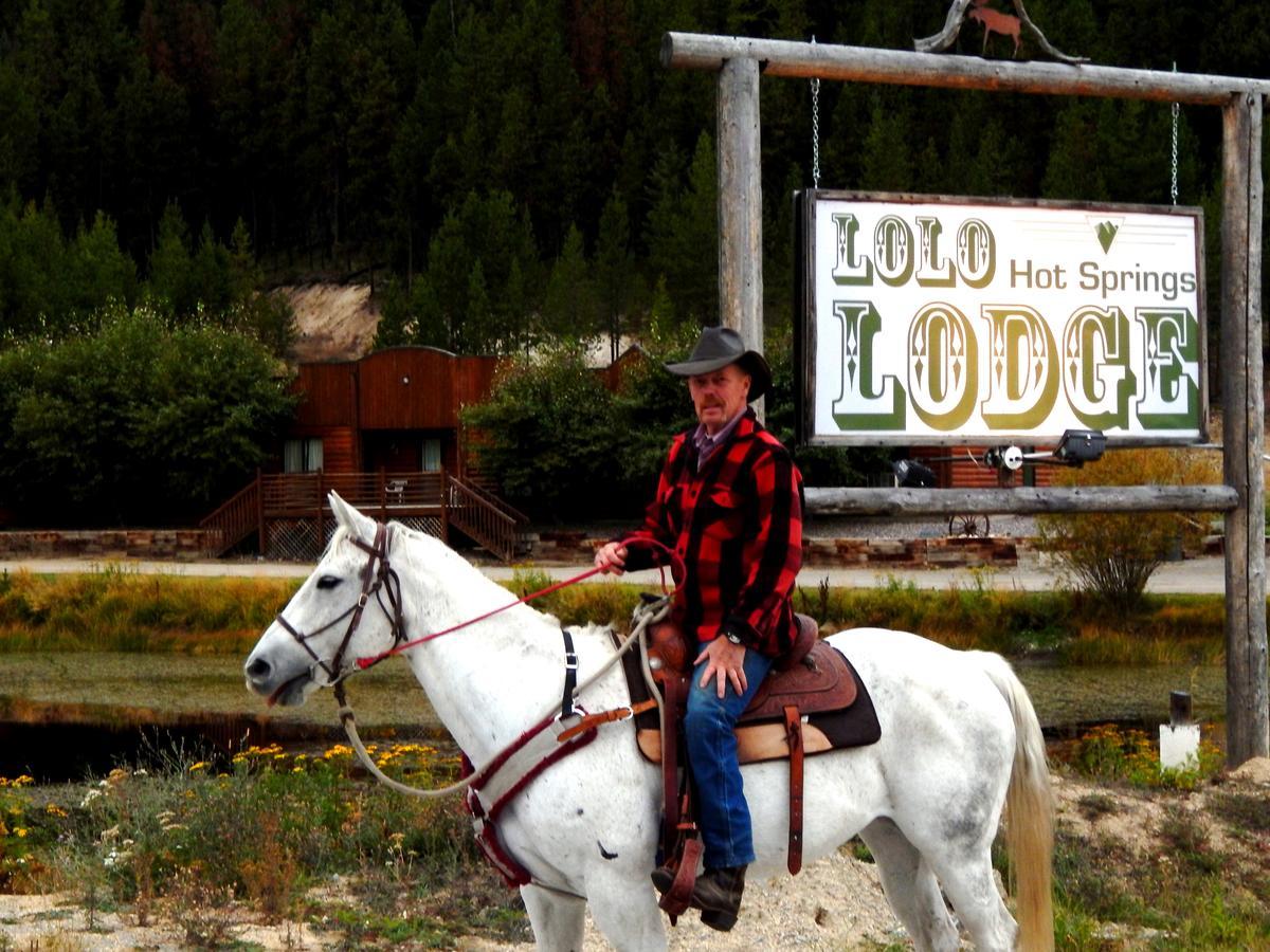 The Lodge At Lolo Hot Springs Екстериор снимка