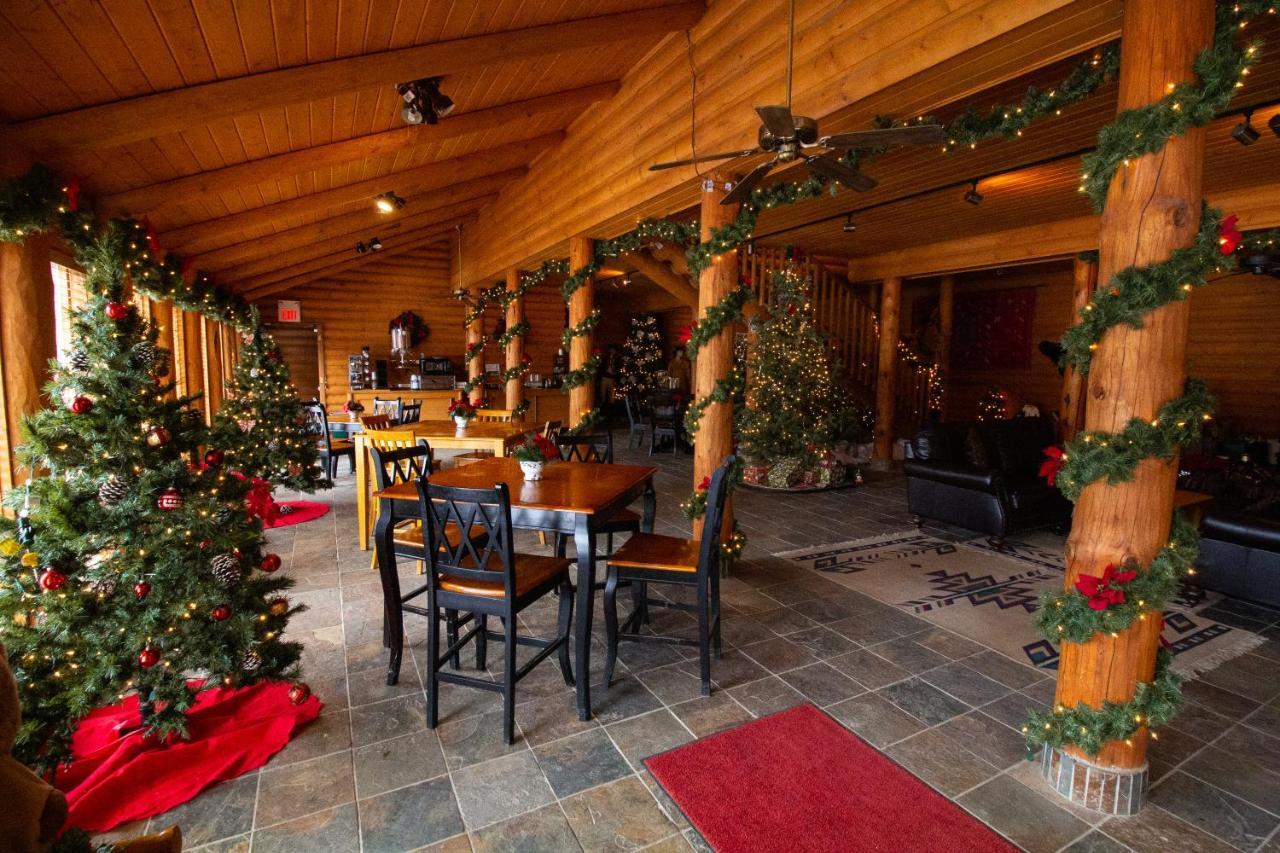 The Lodge At Lolo Hot Springs Екстериор снимка